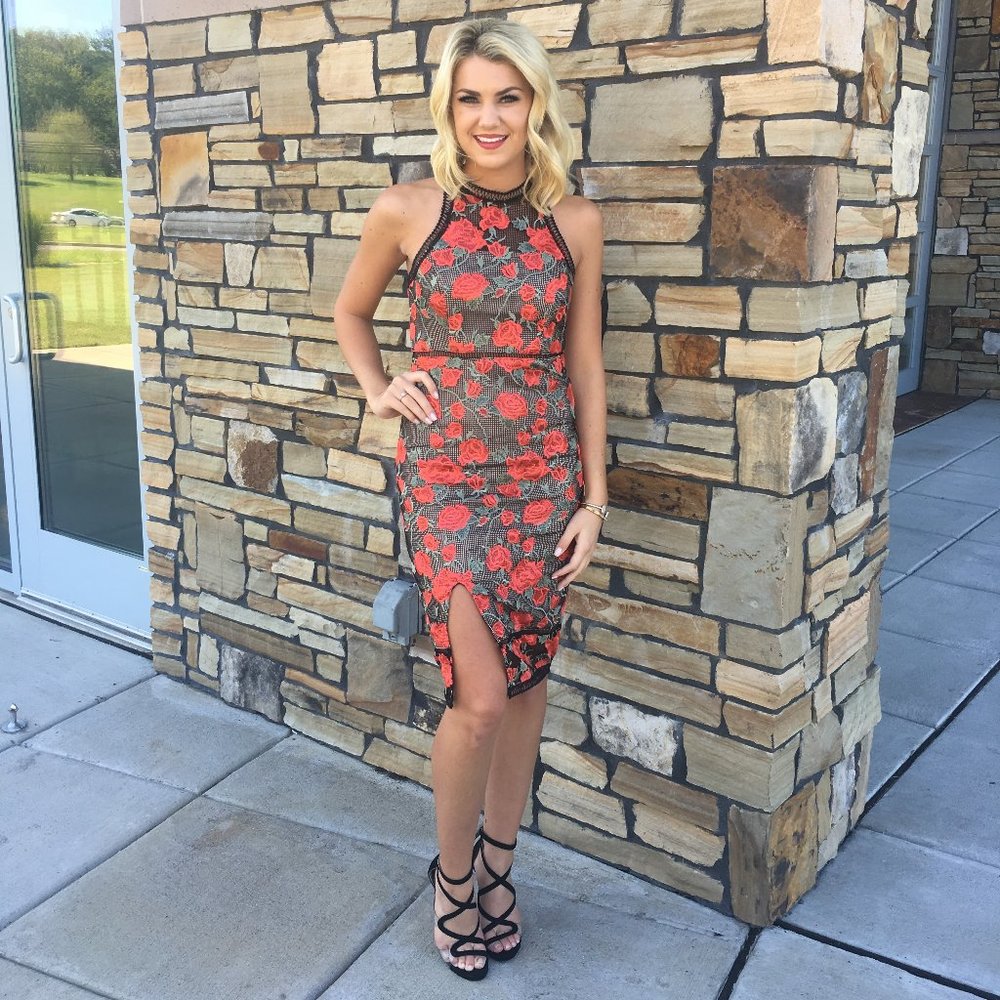 Gianni Bini, Size S, Midi Dress, Black with nude background